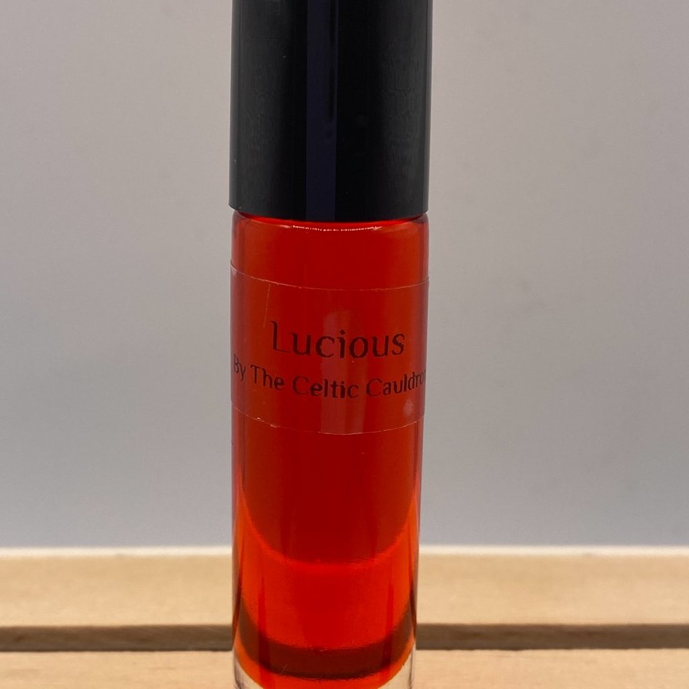 Lucious - Picture 5 of 5